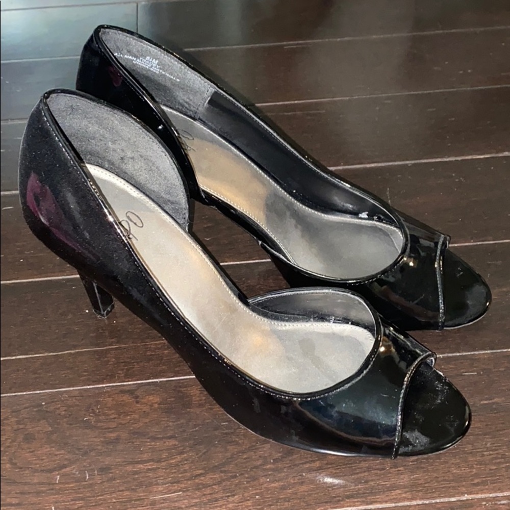 Impo Shiny Black Heels
